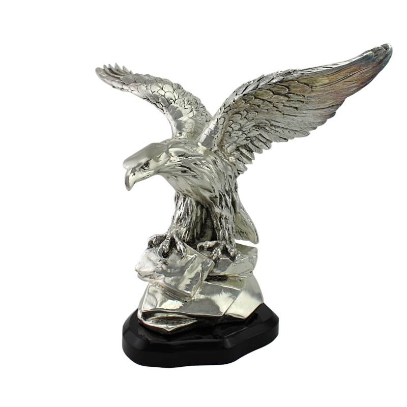 scultura di aquila in resina argentata ideale regalo uficio