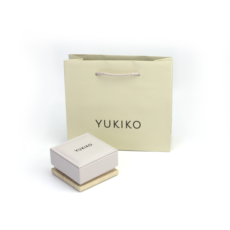 “orecchini con perle in oro 7.50/8mm marca yukiko